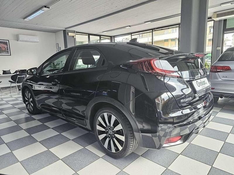 Usata Honda Civic Elegance 120 CV (88 kW) 2017 Nero Berlina