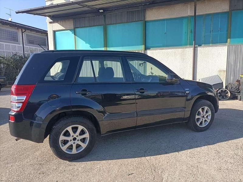 Usata Suzuki Grand Vitara 129 CV (94 kW) 2006 Nero SUV