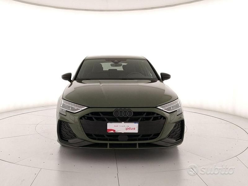 Usata Audi A3 S-Line 150 CV (110 kW) 2025 Verde Berlina
