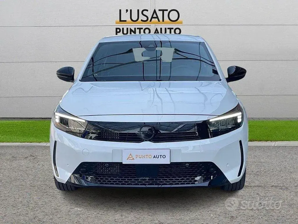 Usata Opel Corsa 101 CV (74 kW) 2025 Bianco Utilitaria