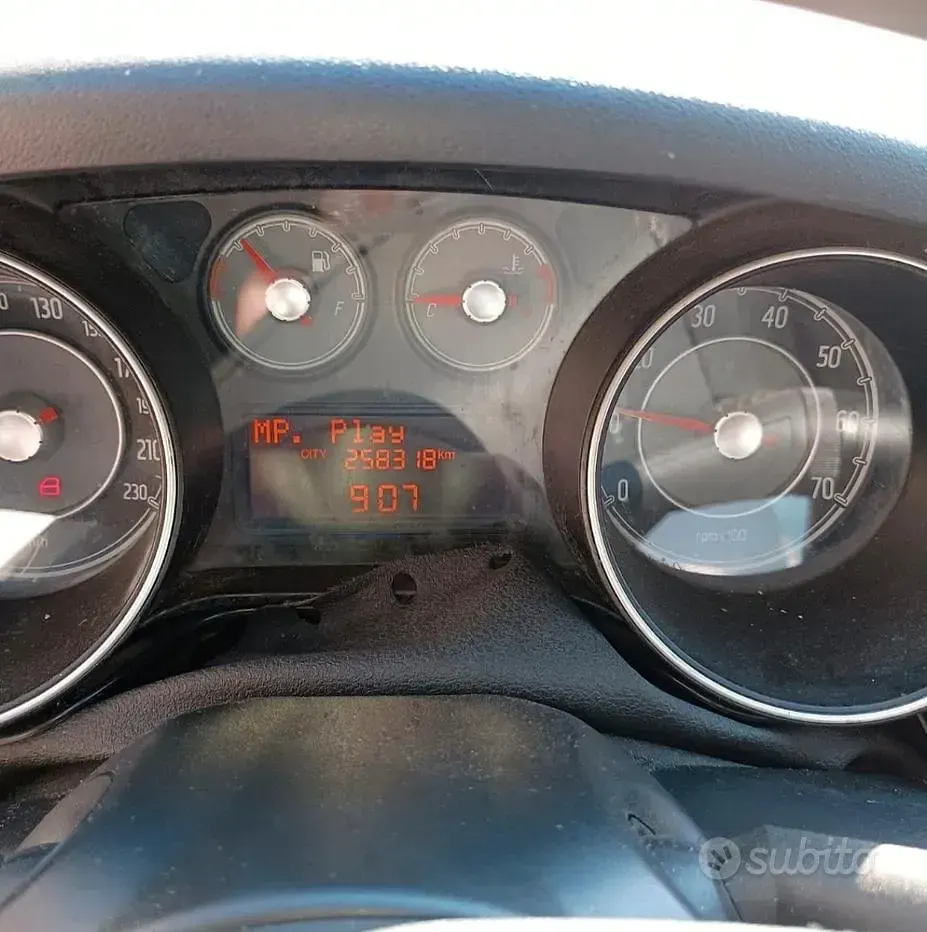 Usata Fiat Punto Evo 65 CV (47 kW) 2010 Nero Utilitaria