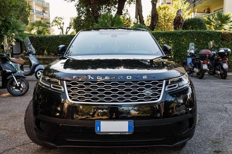 Usata Land Rover Range Rover Velar SE 180 CV (132 kW) 2018 Nero SUV
