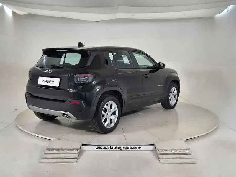 Usata Jeep Avenger Altitude 101 CV (74 kW) 2024 Nero SUV