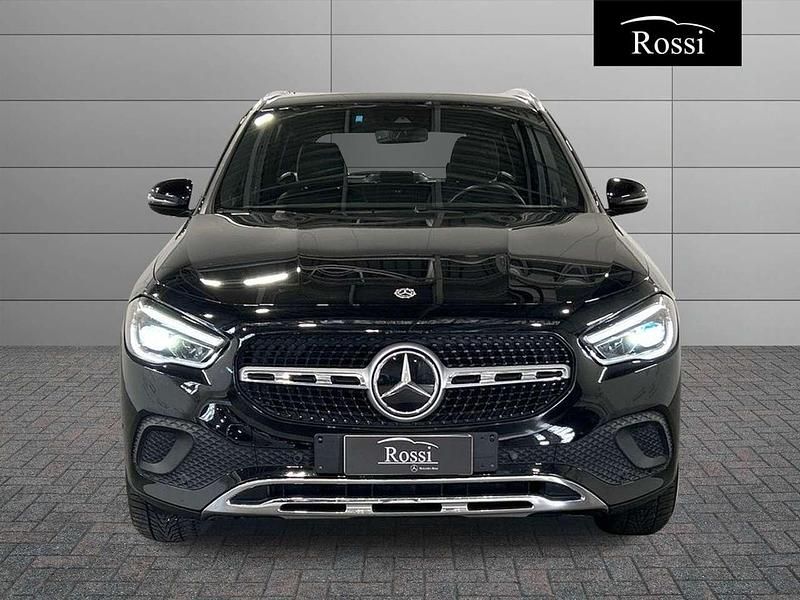 Usata Mercedes GLA180 116 CV (85 kW) 2023 Nero SUV