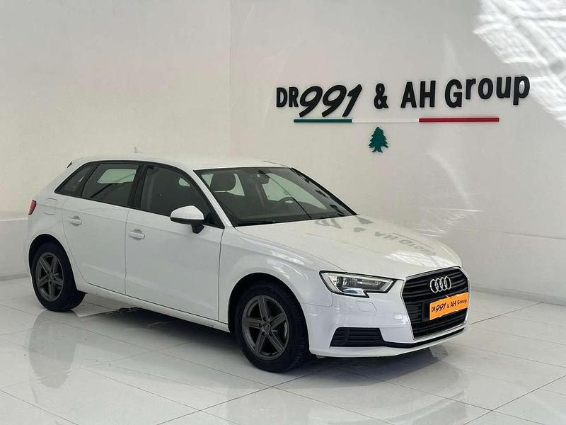 Other Usata 2018 Audi A3 Ambiente Tre volumi | 15.900 € (Buon prezzo) - Immagine 1/4