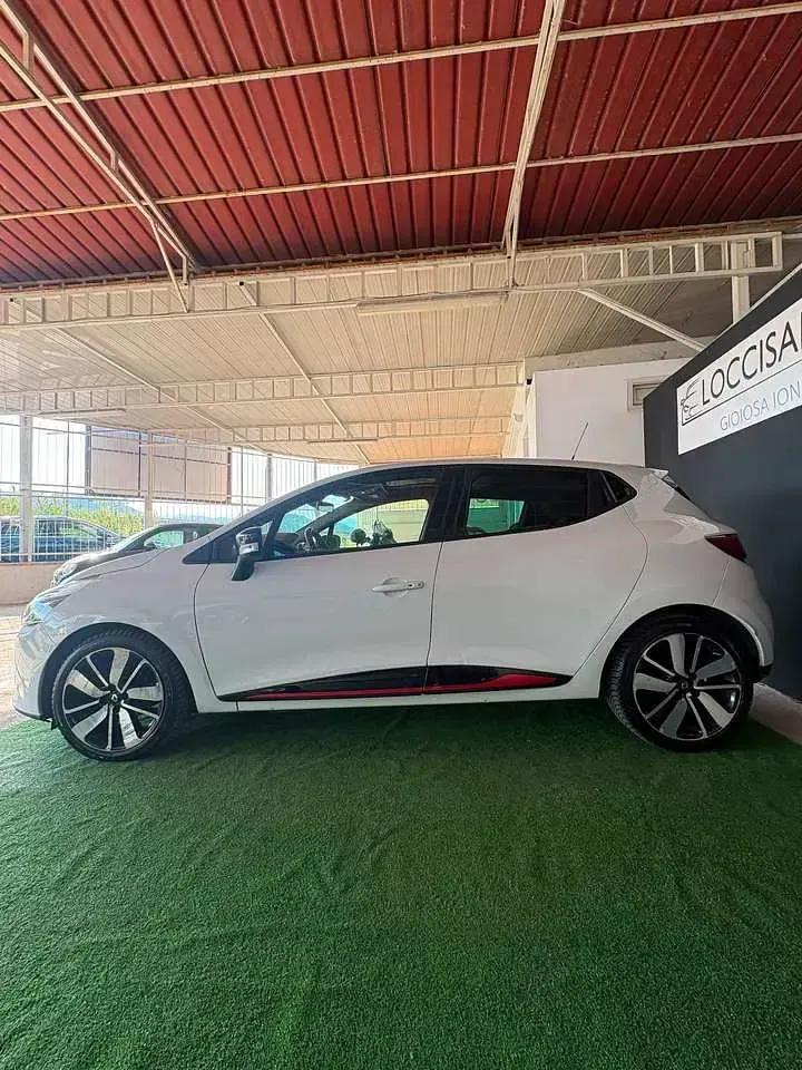 Usata Renault Clio IV 90 CV (66 kW) 2013 Bianco Berlina