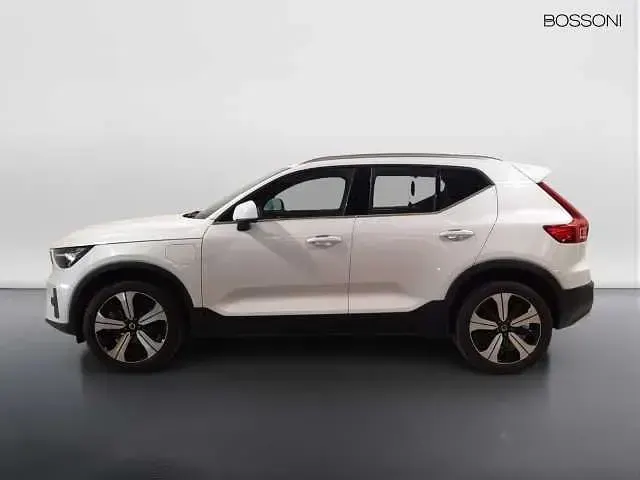 Usata Volvo XC40 192 CV (141 kW) 2023 Bianco SUV