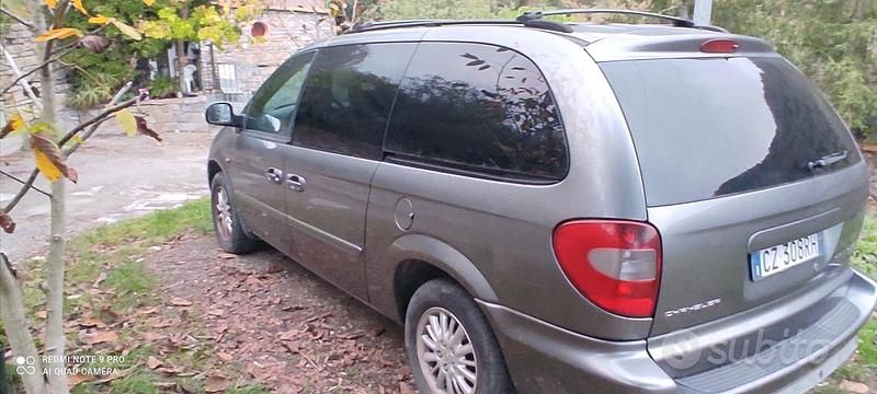 Usata Chrysler Grand Voyager 2006 Grigio Monovolume
