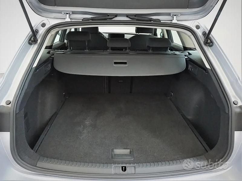 Usata Seat Leon 150 CV (110 kW) 2021 Grigio Station wagon