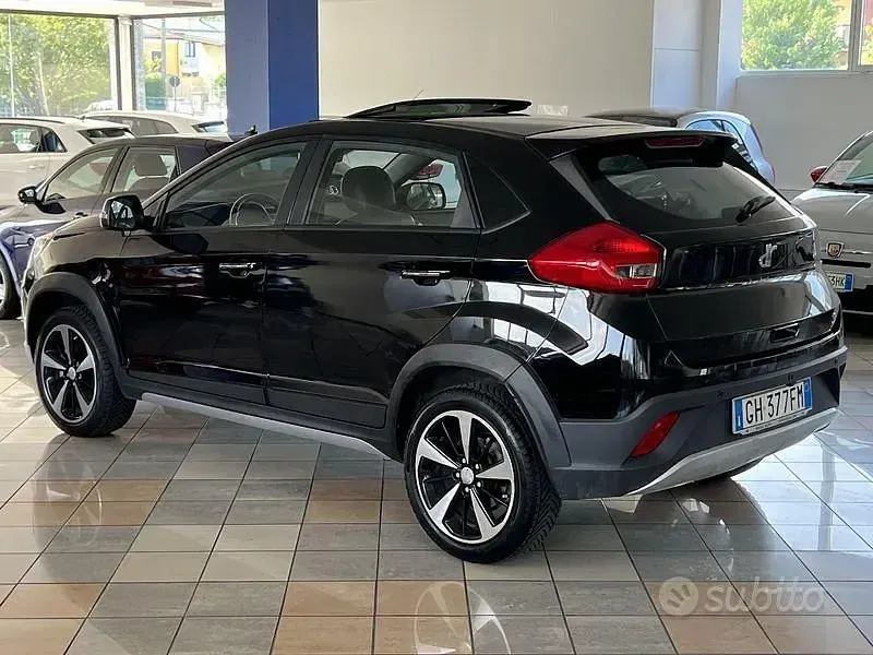 Usata DR DR 3.0 117 CV (86 kW) 2022 Nero SUV