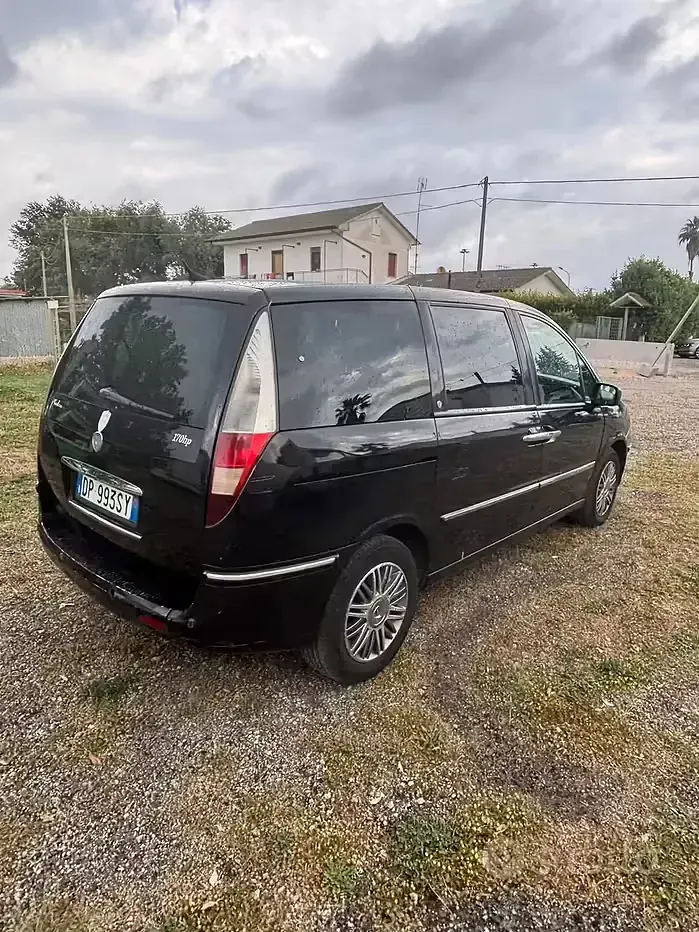 Usata Lancia Phedra 170 CV (125 kW) 2008 Monovolume