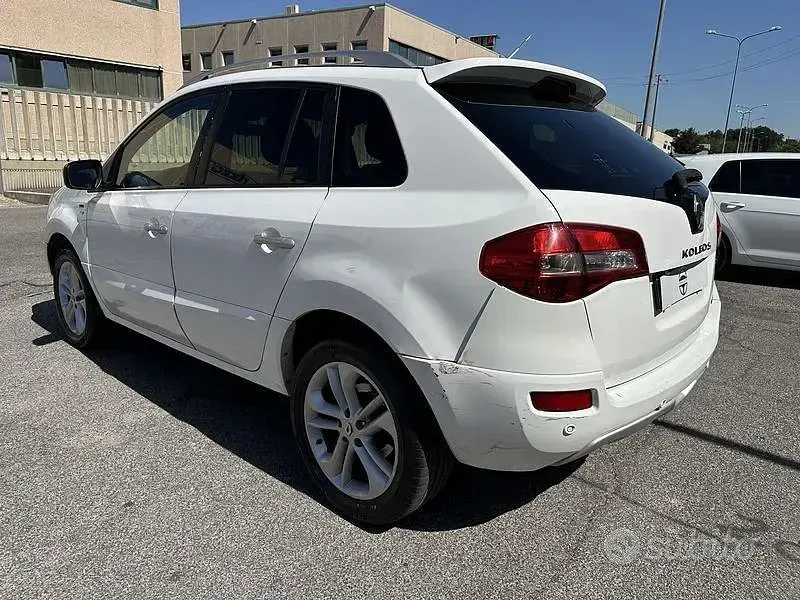 Usata Renault Koleos LIMITED 150 CV (110 kW) 2011 Bianco SUV