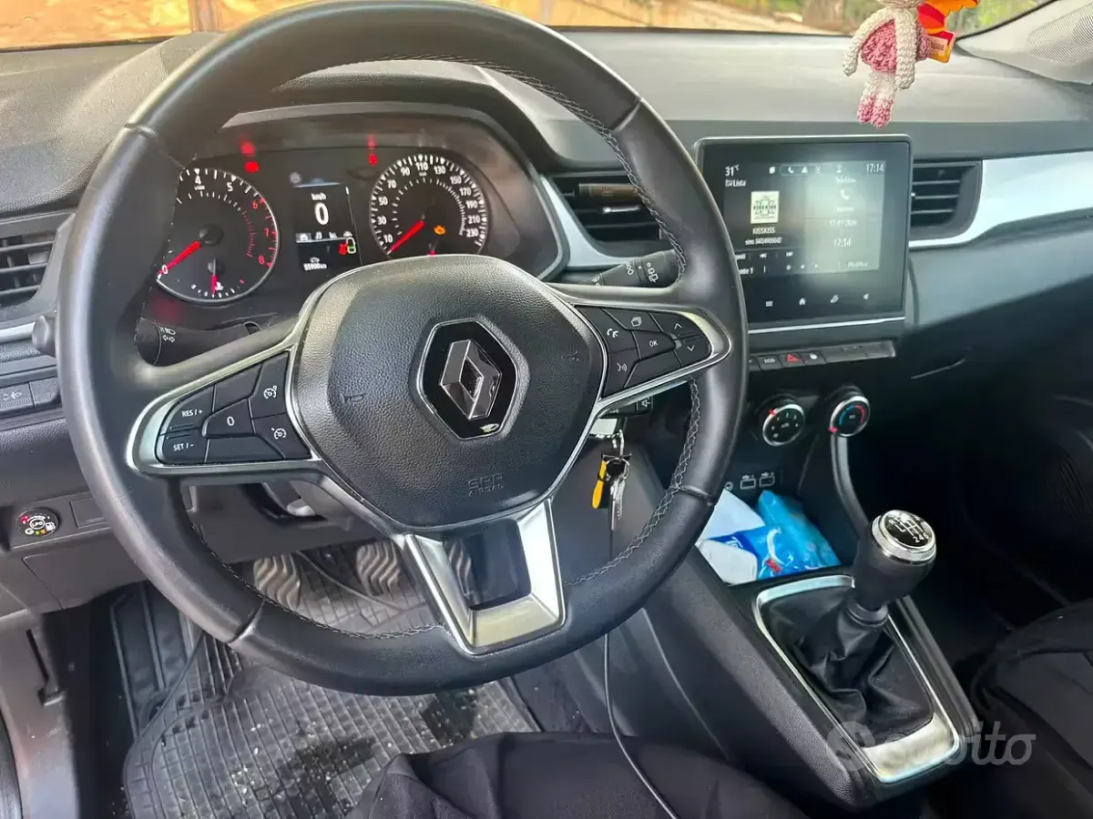 Usata Renault Captur 101 CV (74 kW) 2023 Nero SUV