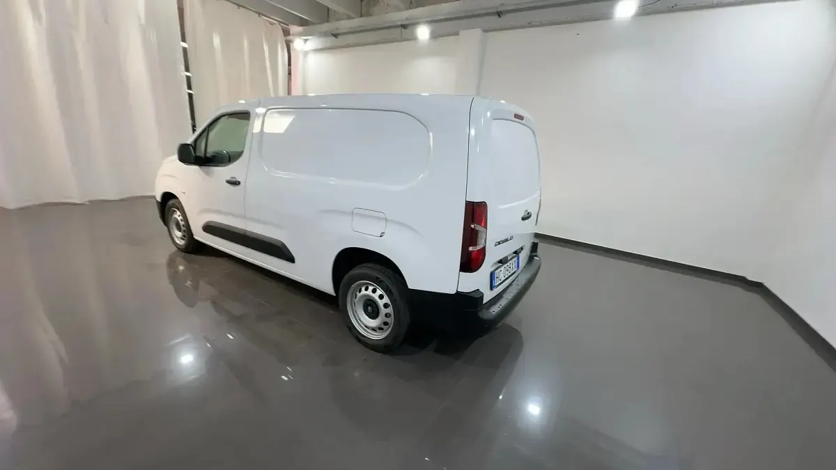 Nuova Fiat Doblò 102 CV (75 kW) 2026 549  bianco pastello Monovolume