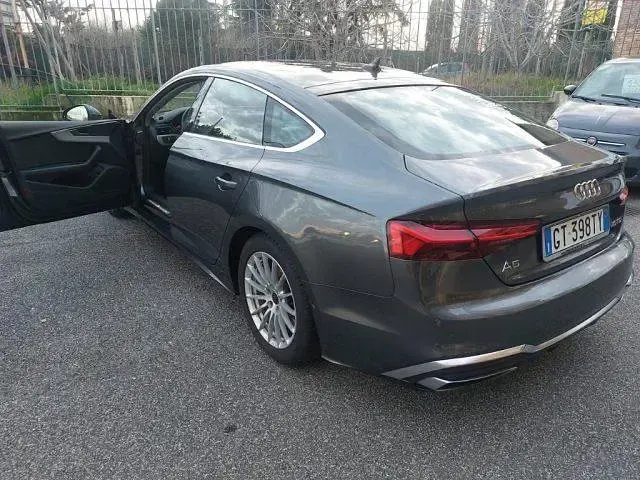 Usata Audi A5 Sportback Business 204 CV (150 kW) 2024 Grigio Utilitaria