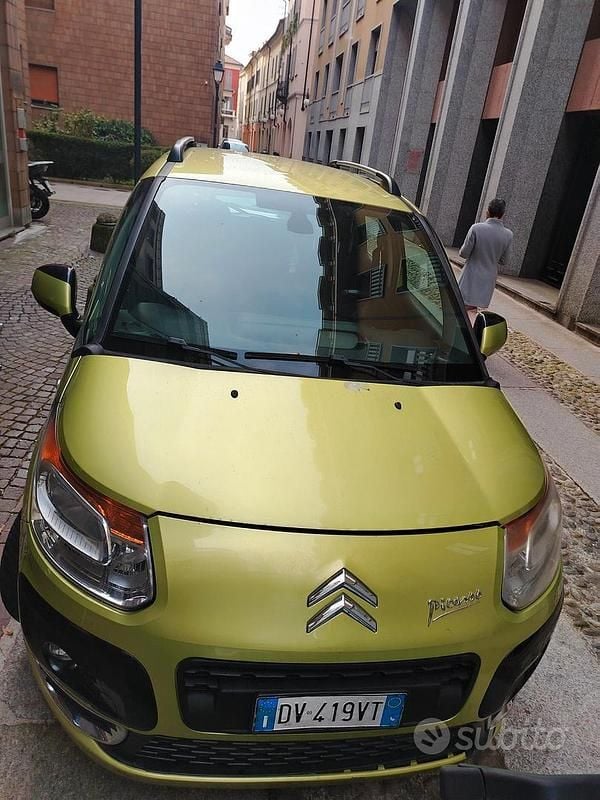 Usata Citroën C3 Picasso 2009 Verde Monovolume