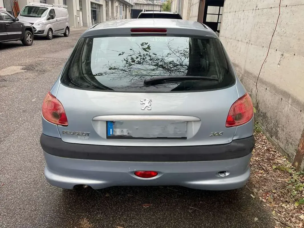 Usata Peugeot 206 75 CV (55 kW) 2003 Berlina