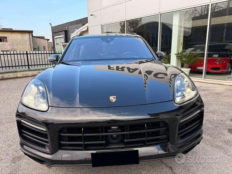 Usata Porsche Cayenne 340 CV (250 kW) 2020 Nero SUV