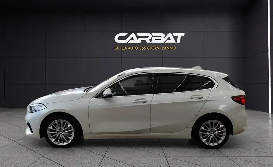 Usata BMW 116 Luxury Line 116 CV (85 kW) 2021 Bianco Utilitaria