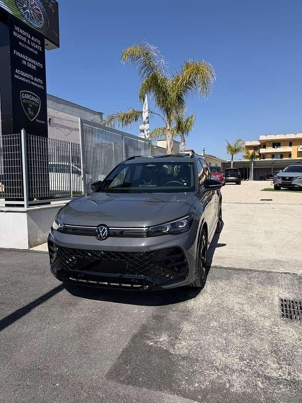 Nuova VW Tiguan R-line Plus 150 CV (110 kW) 2025 Other SUV