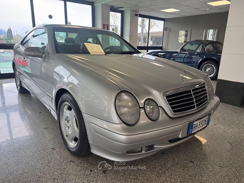 Usata Mercedes CLK200 Elegance 192 CV (141 kW) 2000 Argento Coupé