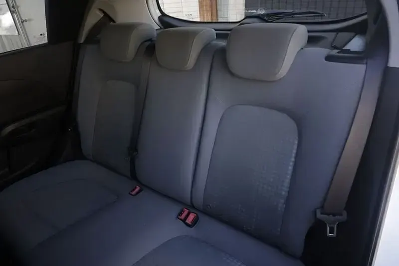 Usata Chevrolet Aveo LS 86 CV (63 kW) 2012 Bianco Utilitaria