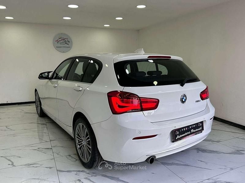 Usata BMW 118 Sport Line 150 CV (110 kW) 2019 Bianco Utilitaria