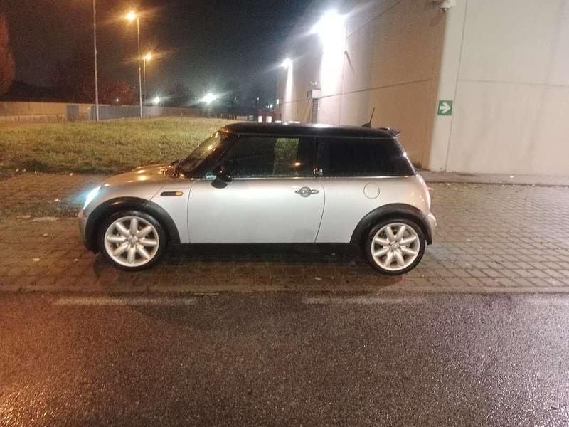 Usata Mini Cooper 116 CV (85 kW) 2005 Utilitaria