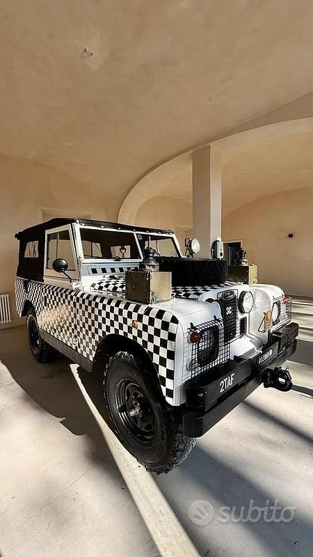 Usata Land Rover 88 1960 Bianco SUV