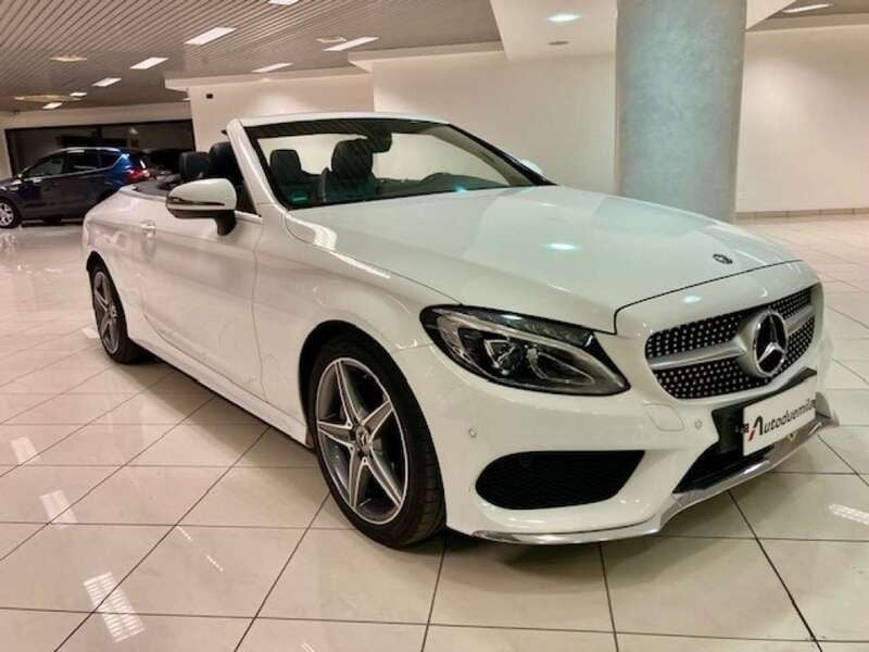 Usata Mercedes C180 Premium 156 CV (114 kW) 2018 Bianco Cabrio