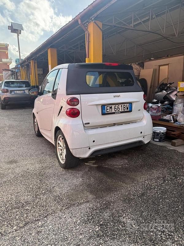 Usata Smart ForTwo Cabrio Pulse 54 CV (39 kW) 2012 Bianco Cabrio