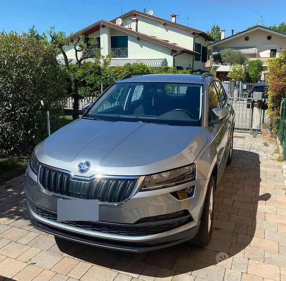 Usata Skoda Karoq 116 CV (85 kW) 2019 Grigio SUV