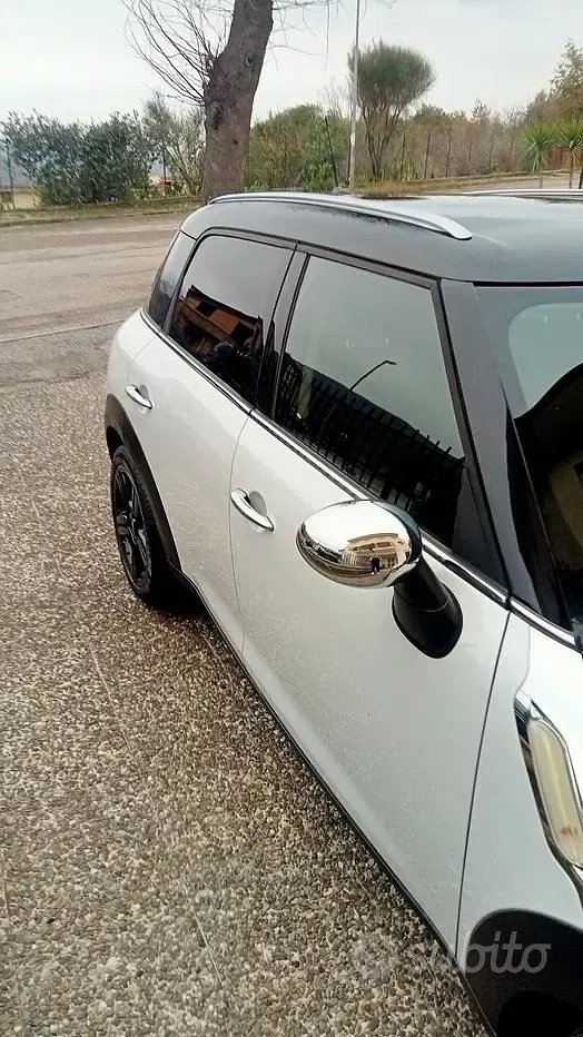 Usata Mini Countryman 111 CV (81 kW) 2014 Bianco SUV