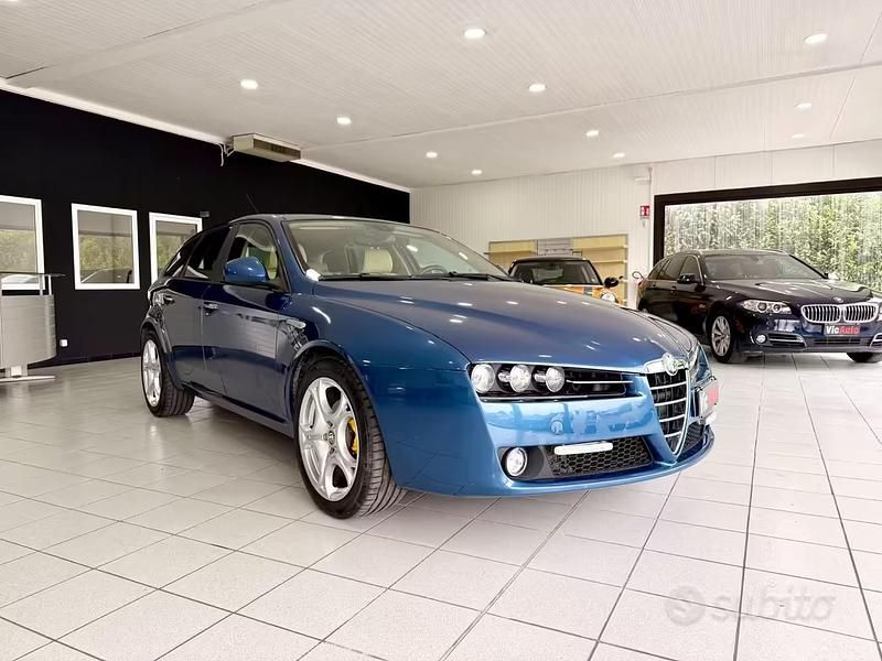 Usata Alfa Romeo 159 Distinctive 149 CV (109 kW) 2008 Blu Station wagon
