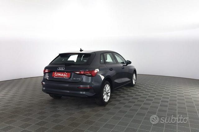 Usata Audi A3 e-tron Business 110 CV (80 kW) 2021 Grigio Utilitaria