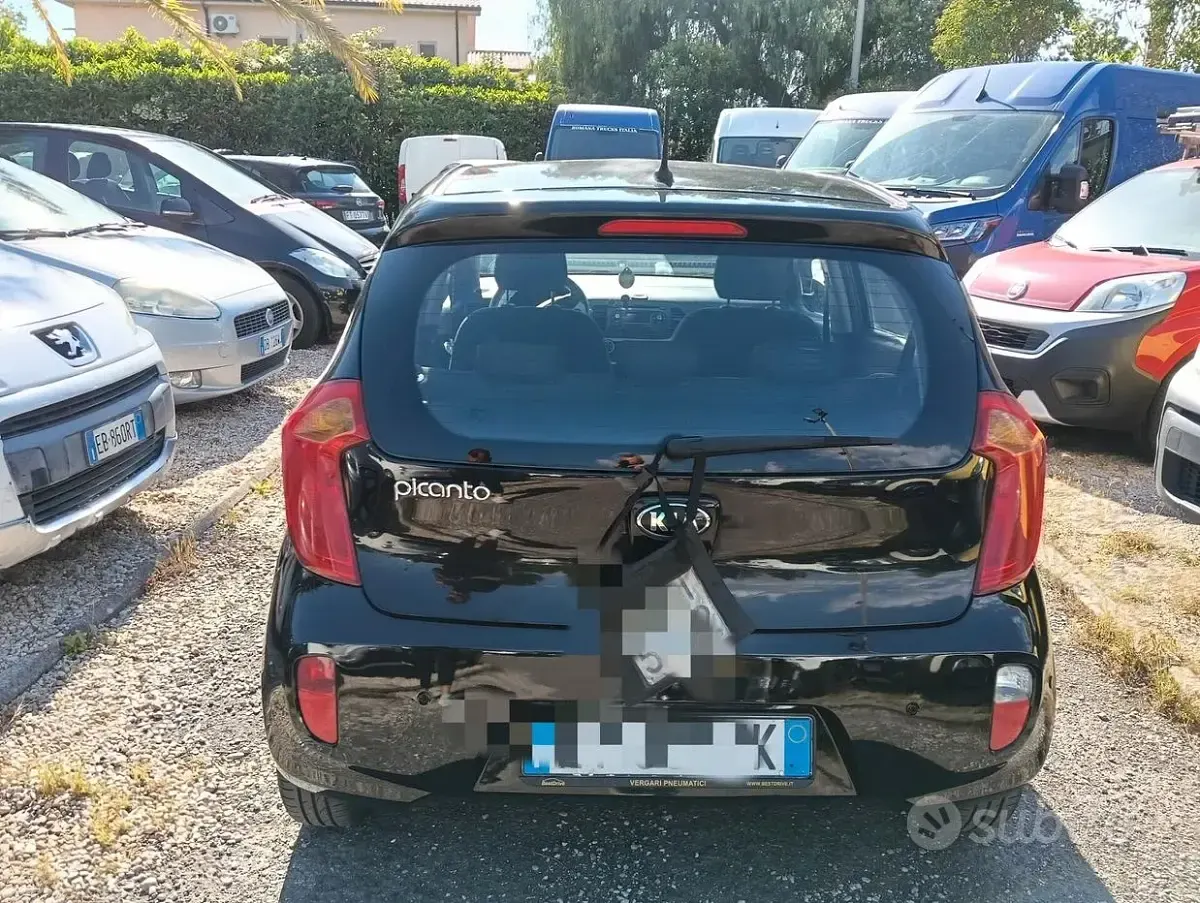 Usata Kia Picanto 69 CV (50 kW) 2015 Nero Utilitaria