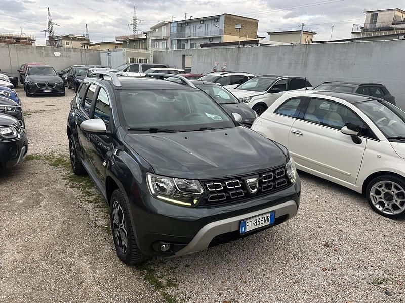 Usata Dacia Duster Prestige 115 CV (84 kW) 2019 Grigio SUV