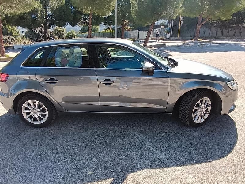 Usata Audi A3 116 CV (85 kW) 2018 Grigio Berlina