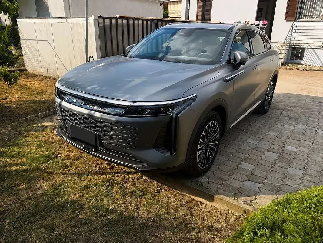Usata Omoda 9 143 CV (105 kW) 2025 SUV