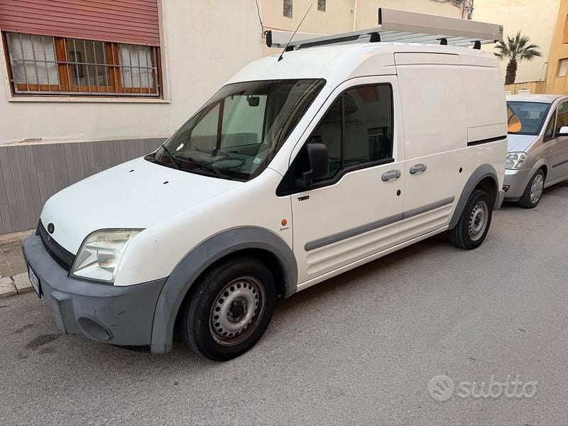 Usata Ford Transit 74 CV (54 kW) 2003 Bianco Monovolume