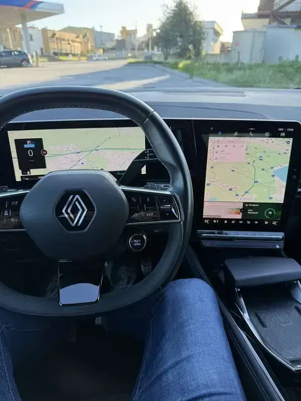 Usata Renault Austral Iconic Esprit Alpine 131 CV (96 kW) 2023 SUV
