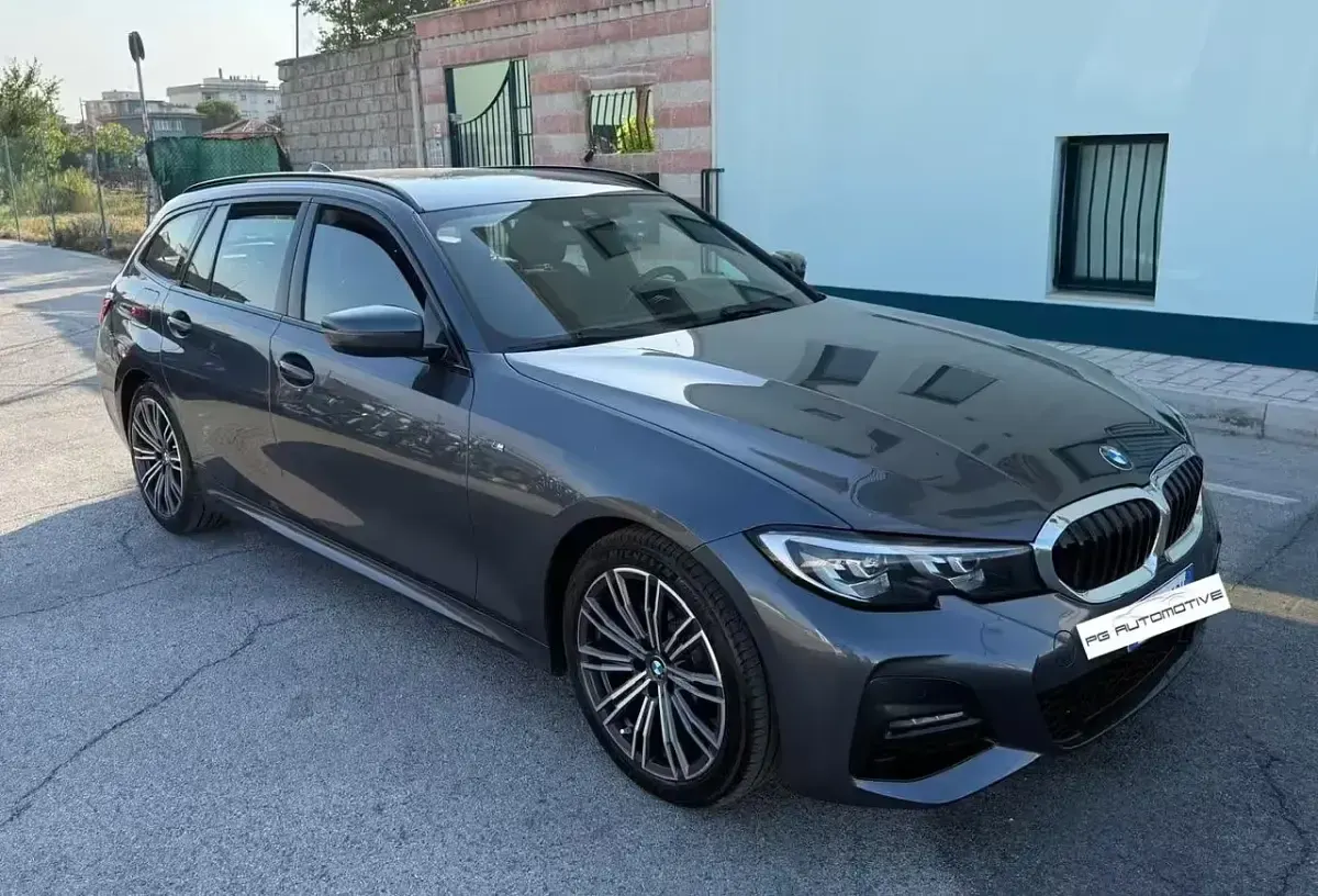 Usata BMW 320 M Sport 190 CV (139 kW) 2021 Grigio Station wagon