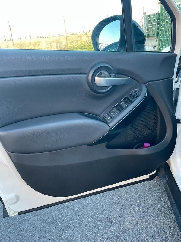 Bianco Usata 2019 Fiat 500 Monovolume | 14.500 € (Cara) - Immagine 1/4