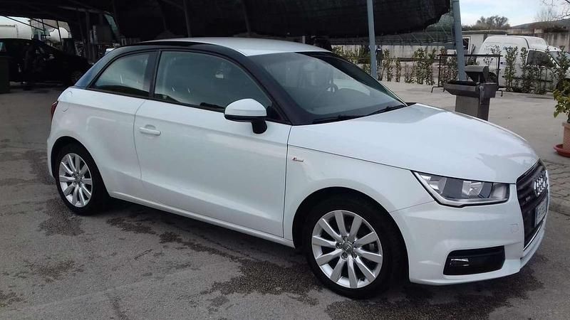 Usata Audi A1 Sportback Ambiente 90 CV (66 kW) 2016 Utilitaria