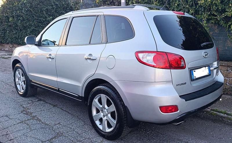 Usata Hyundai Santa Fe Dynamiq 155 CV (114 kW) 2008 Grigio SUV