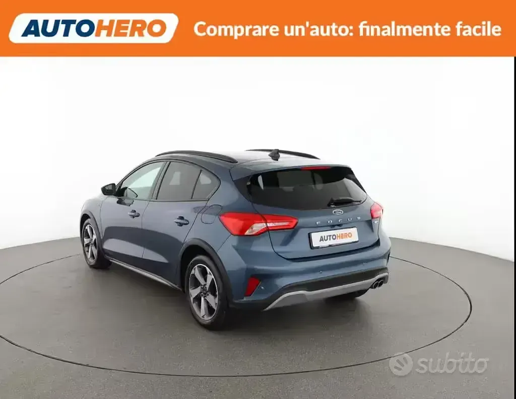 Usata Ford Focus 125 CV (91 kW) 2021 Bluazzurro Berlina