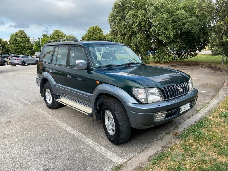 Verde Usata 2000 Toyota Land Cruiser SUV | 11.000 € (Super prezzo) - Immagine 1/4