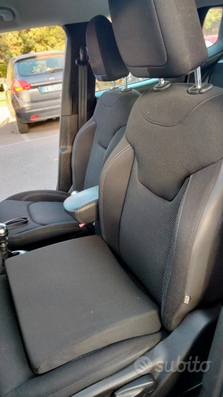 Usata Jeep Renegade Longitude 120 CV (88 kW) 2021 Nero SUV