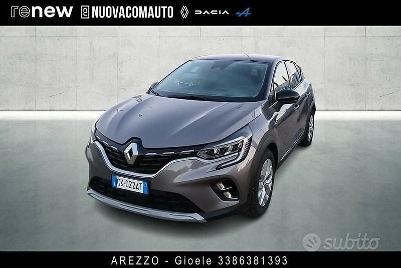 Usata Renault Captur Intens 160 CV (117 kW) 2022 Grigio SUV