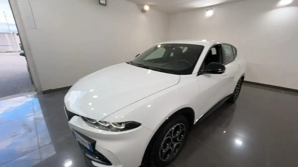 Usata Alfa Romeo Tonale Sprint 130 CV (95 kW) 2024 240bianco alfa SUV